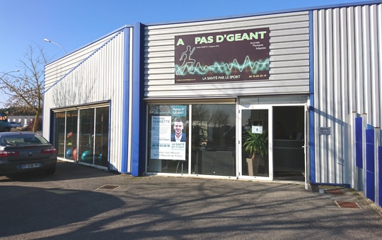 centre A PAS d'Géant vu de l'extérieur, à Neuville de Poitou (86)